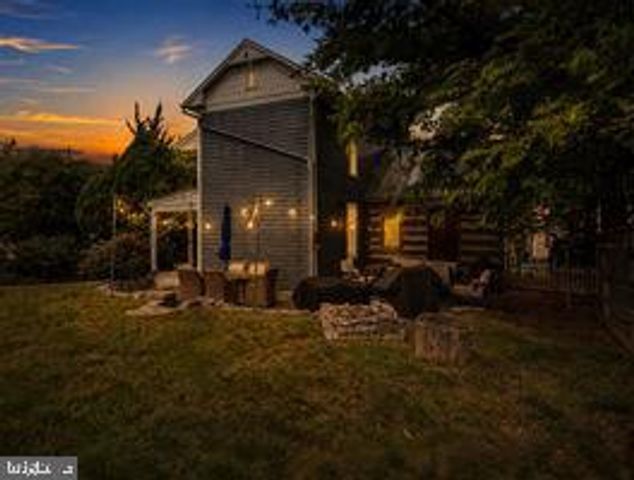 132 CHARLES ST, Strasburg, VA 22657