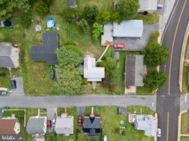 132 CHARLES ST, Strasburg, VA 22657