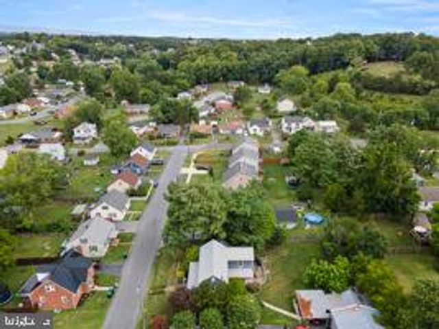 132 CHARLES ST, Strasburg, VA 22657
