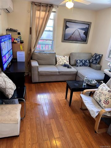 13611 Carlton Place, Flushing, NY 11354