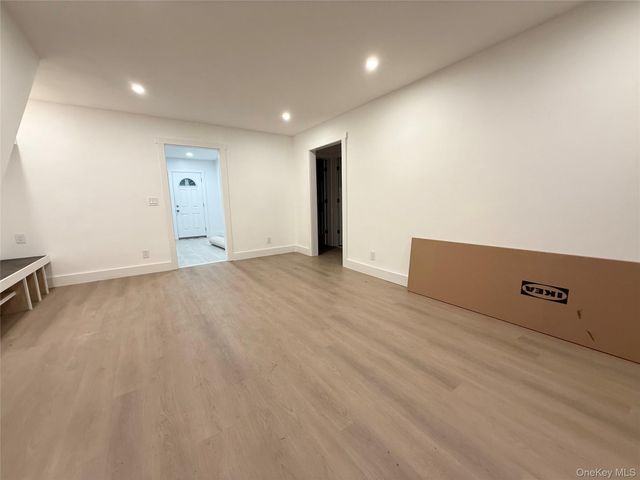 13772 70th Avenue, Flushing, NY 11367