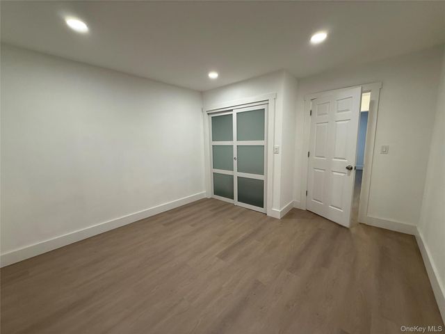 13772 70th Avenue, Flushing, NY 11367