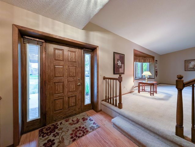 851 12th Avenue E, West Fargo, ND 58078