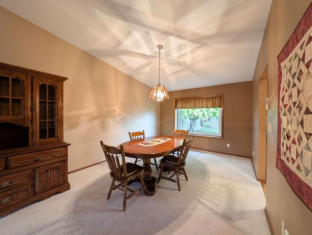 851 12th Avenue E, West Fargo, ND 58078