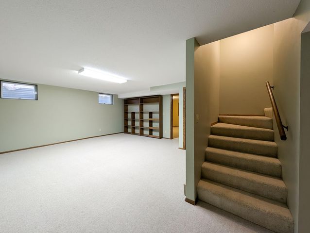 851 12th Avenue E, West Fargo, ND 58078