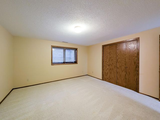 851 12th Avenue E, West Fargo, ND 58078