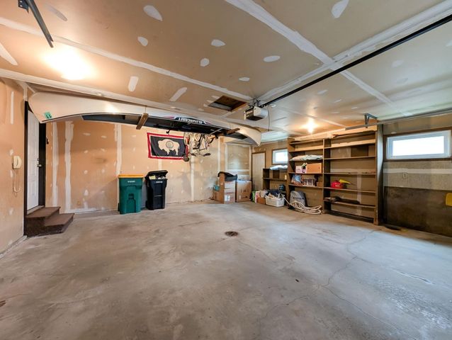 851 12th Avenue E, West Fargo, ND 58078