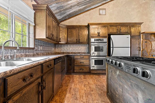 7951 FM 1795, Big Sandy, TX 75755