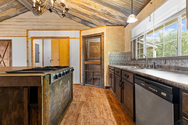 7951 FM 1795, Big Sandy, TX 75755