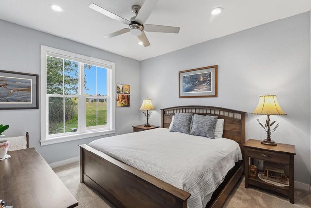 2050 Paradise Hills COURT, West Bend, WI 53095