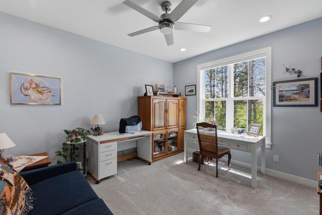 2050 Paradise Hills COURT, West Bend, WI 53095