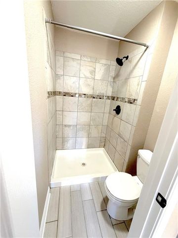 212 N 71st Street, Kansas City, KS 66111