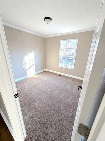 212 N 71st Street, Kansas City, KS 66111