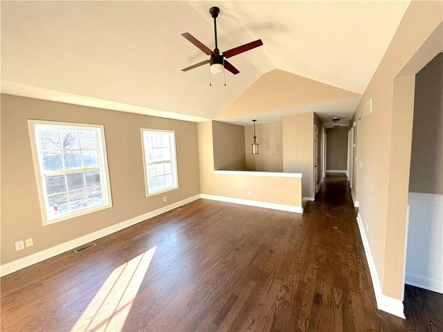 212 N 71st Street, Kansas City, KS 66111