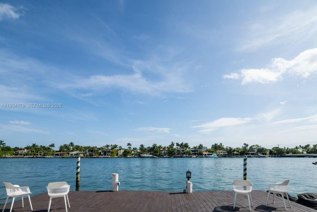 315 E San Marino Dr, Miami Beach, FL 33139