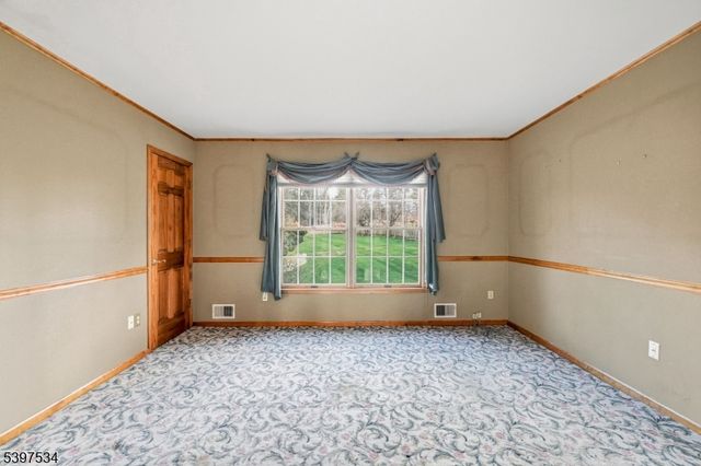 91 Briar Way, Branchburg Twp., NJ 08853