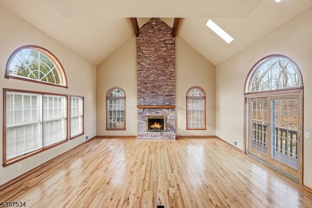 91 Briar Way, Branchburg Twp., NJ 08853