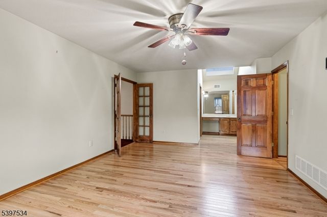 91 Briar Way, Branchburg Twp., NJ 08853