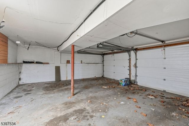 91 Briar Way, Branchburg Twp., NJ 08853