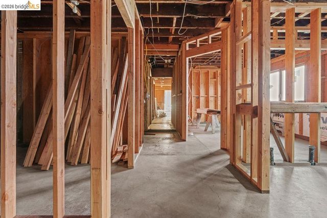 4607 Virginia, Oakland, CA 94619