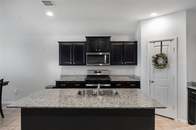 3800 Ridgeway Lane, Denton, TX 76226