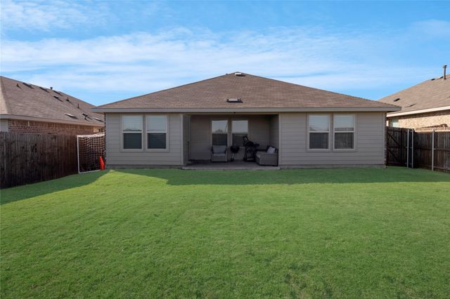 3800 Ridgeway Lane, Denton, TX 76226