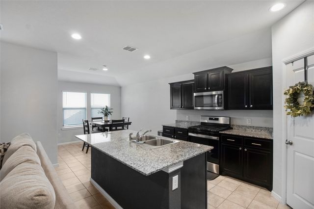 3800 Ridgeway Lane, Denton, TX 76226