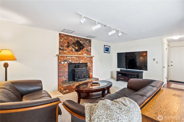 9609 Samish Island Road, Bow, WA 98232