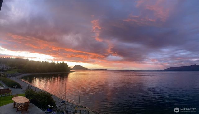 9609 Samish Island Road, Bow, WA 98232