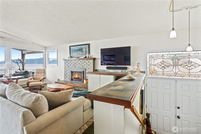 9609 Samish Island Road, Bow, WA 98232