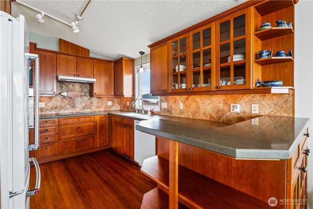 9609 Samish Island Road, Bow, WA 98232
