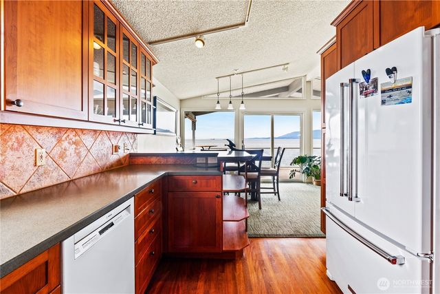 9609 Samish Island Road, Bow, WA 98232