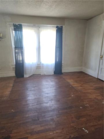 3345 Montgall Avenue, Kansas City, MO 64128