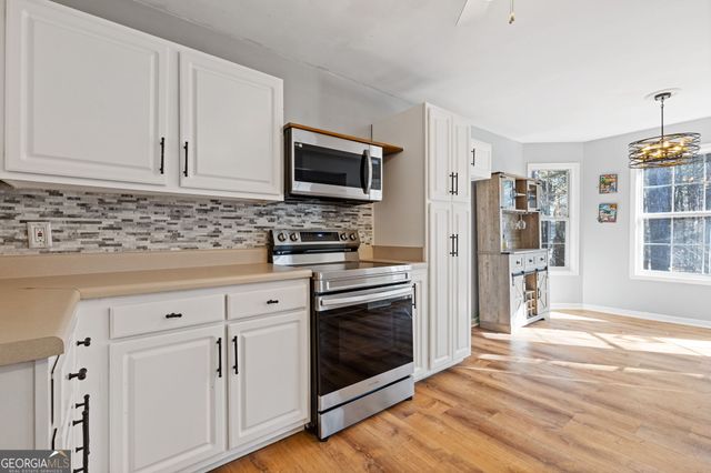 402 Eileen Circle, Canton, GA 30114