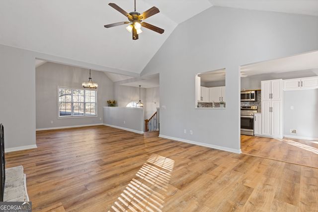 402 Eileen Circle, Canton, GA 30114