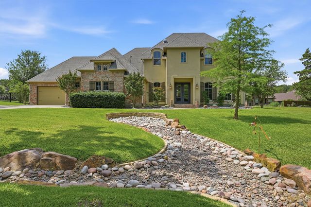 107 Iriquois Drive, Lake Kiowa, TX 76240