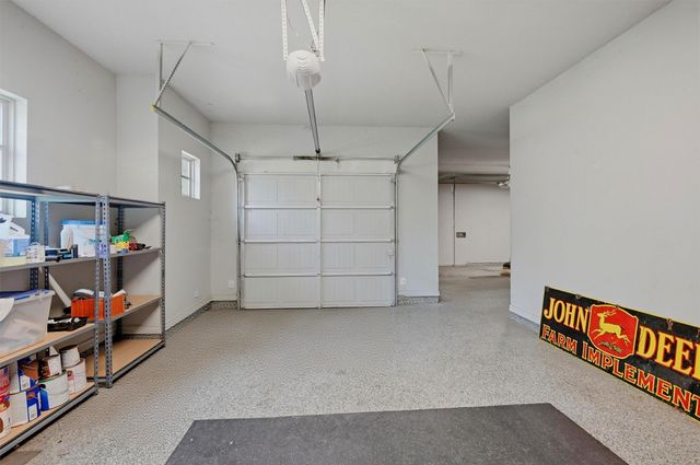 107 Iriquois Drive, Lake Kiowa, TX 76240