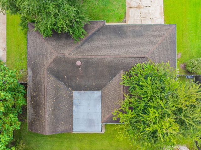 303 Hermitage Dr, Thibodaux, LA 70301