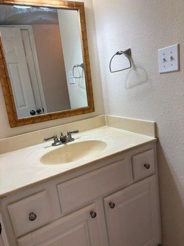 1500 Bay Area Boulevard 168, Houston, TX 77058