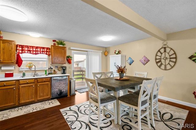 4121 Brook Ridge Drive, Arnold, MO 63010