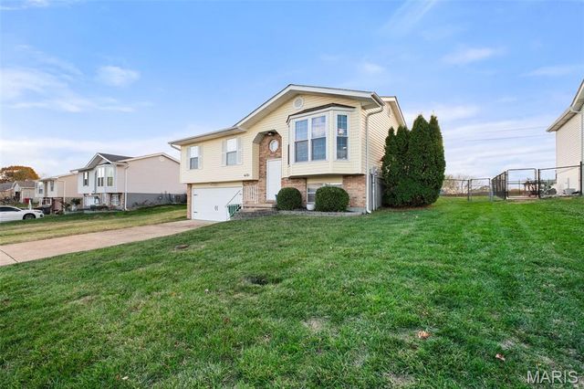 4121 Brook Ridge Drive, Arnold, MO 63010