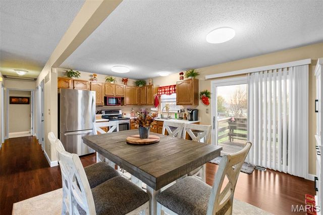 4121 Brook Ridge Drive, Arnold, MO 63010