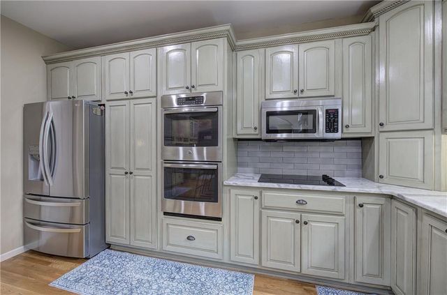 181 Fox Den Circle, Jasper, GA 30143