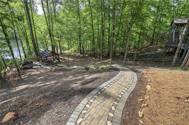 181 Fox Den Circle, Jasper, GA 30143