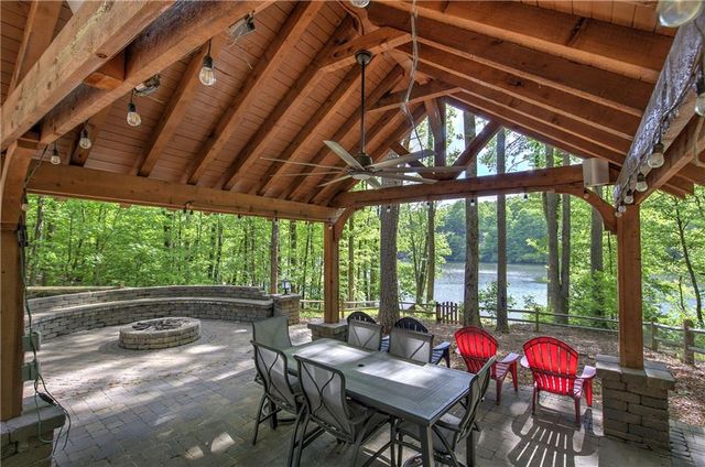 181 Fox Den Circle, Jasper, GA 30143