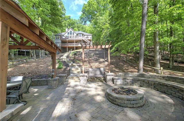 181 Fox Den Circle, Jasper, GA 30143