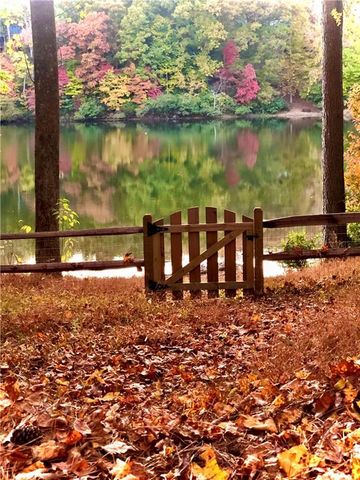 181 Fox Den Circle, Jasper, GA 30143