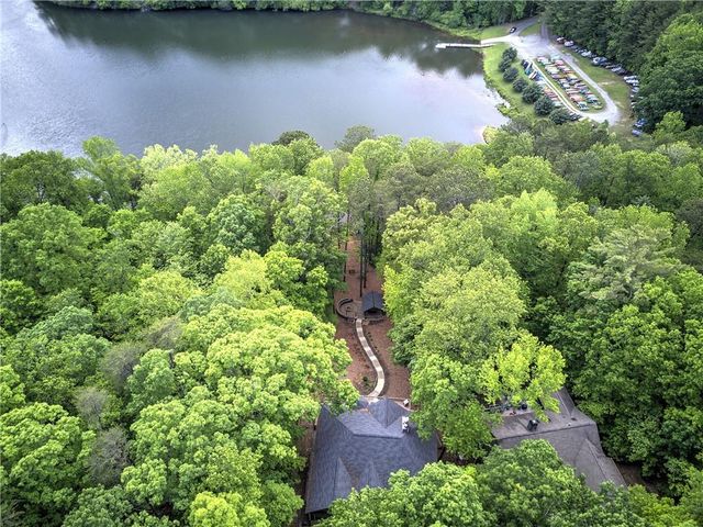 181 Fox Den Circle, Jasper, GA 30143