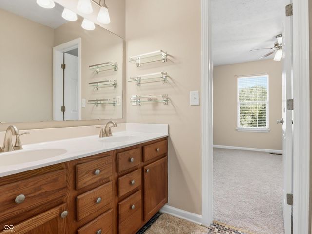 15 W Woodsage Court, Westfield, IN 46074