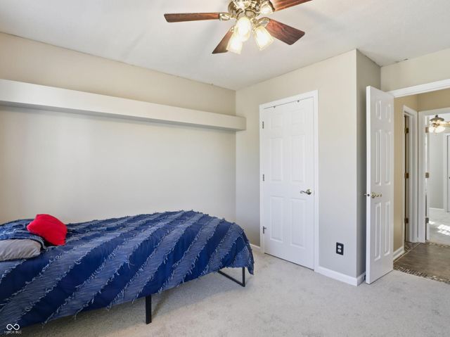 15 W Woodsage Court, Westfield, IN 46074